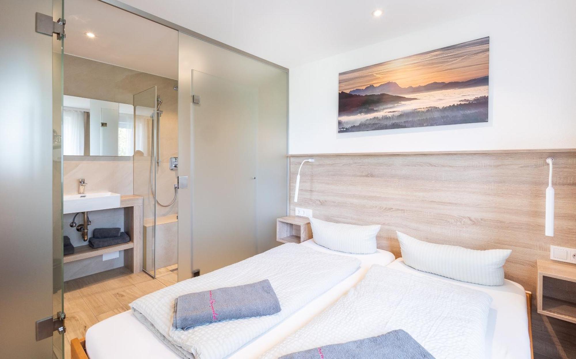 Ferienwohnungen Appartements Bergwald 샤이데크 객실 사진